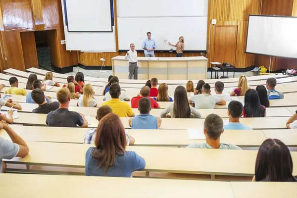 留学预科需要考雅思吗？ 留学预科语言考试问题解答
