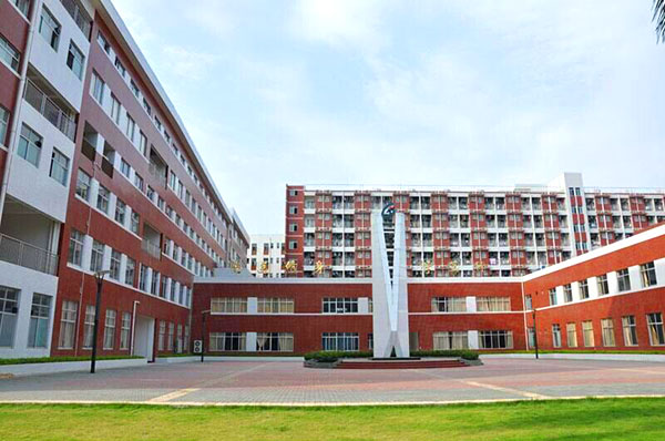 全程教育教学楼